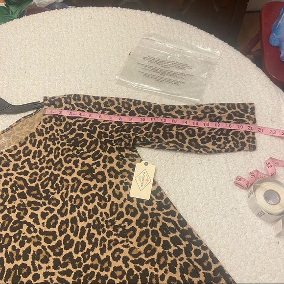 NWT St. John’s bay leopard print‎ pullover shirt - Picture 12 of 15